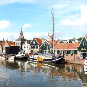 Boat rental Monnickendam