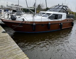 Vri-Jon Contessa 40