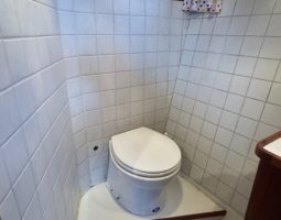 Vri-Jon Contessa 11.40