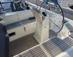 Bavaria 42