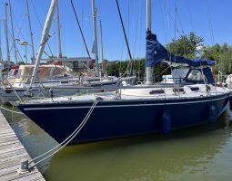 Friendship 35
