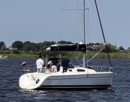 Hunter 27