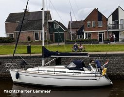Bavaria 32