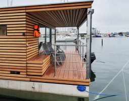 Houseboat Mermaid