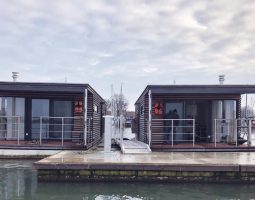 Houseboat Mermaid