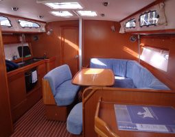 Bavaria 40-3