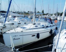 Bavaria 40-3